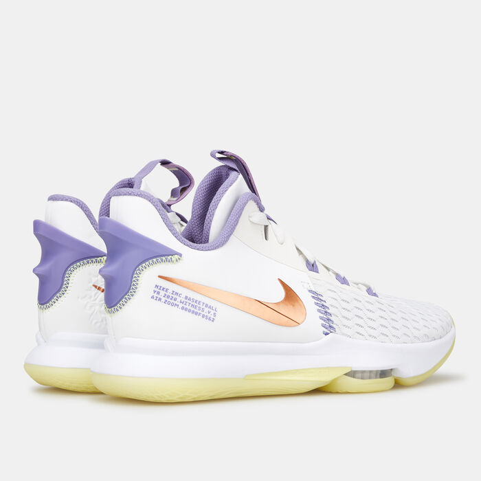 حذاء ليبرون ويتنس 5 للرجال image number 2