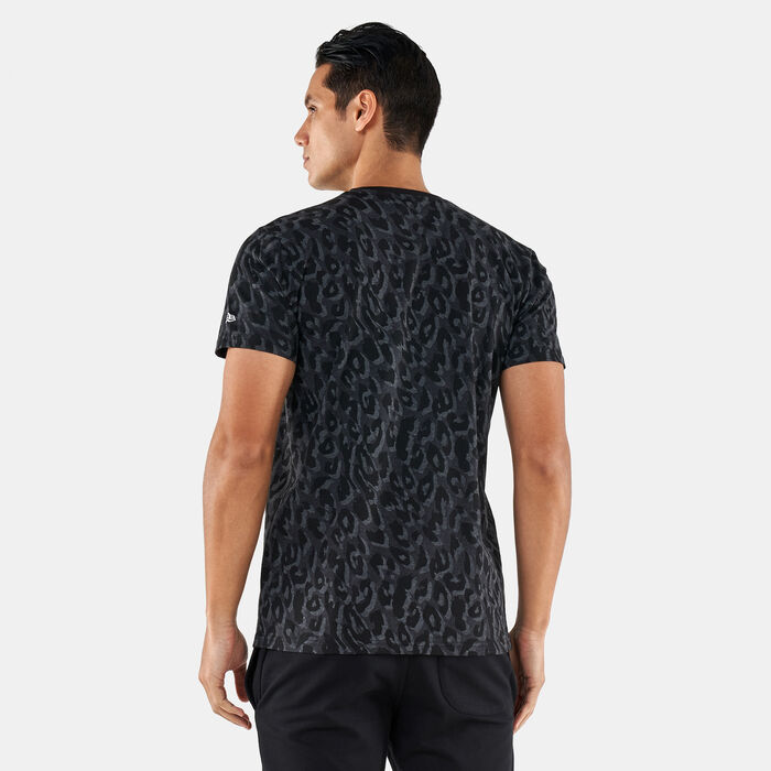 تيشيرت لوس انجلوس ليكرز سيزونال اول اوفر برينت جرافيت للرجال- ان-بي-ايه image number 1