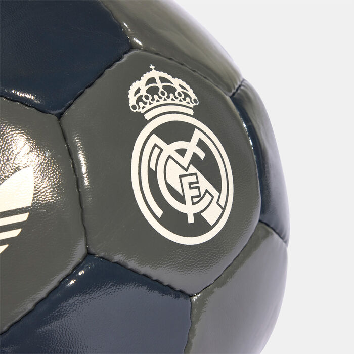 كرة القدم ريال مدريد كلوب الاحتياطية كرة القدم ريال مدريد كلوب الاحتياطية image number 3