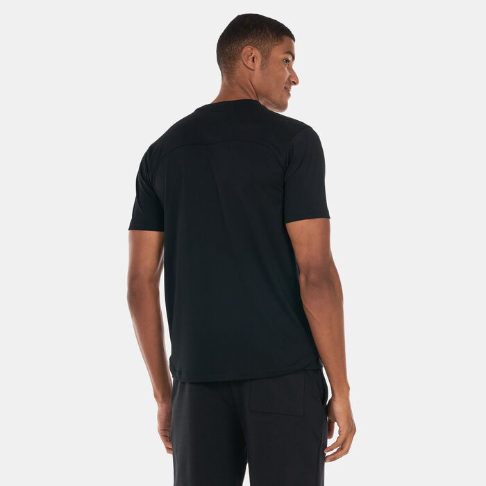 تيشيرت كلاسيك للرجال image number 1