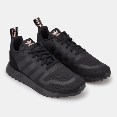 حذاء مالتيكس للنساء